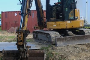 В’їзд на ділянку: несуча основа, водопропускна труба та радіус повороту